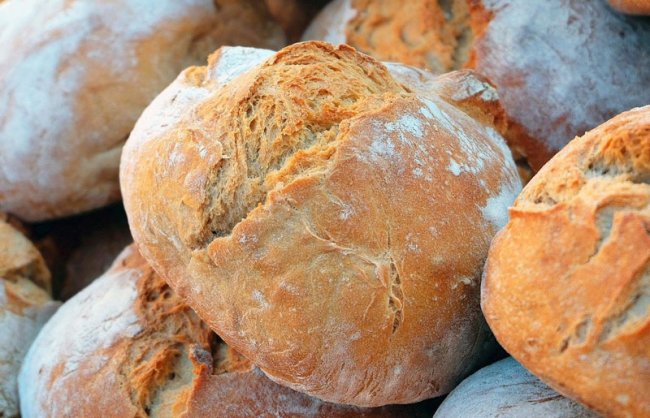 Il pane e i prodotti d forno con e senza lievito madre